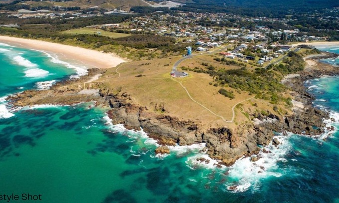 Woolgoolga Apartment | Woopi Escape - Your coastal retreat awaits!