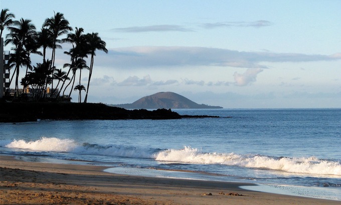 Kihei Resort | WorldMark Wyndham Beautiful Kihei 2 Bedroom across the street from Kamaole Beach