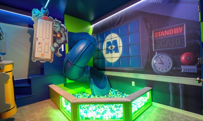 Four Corners House | WOW! 10BR Pool Home w/Game & Theater – 16356