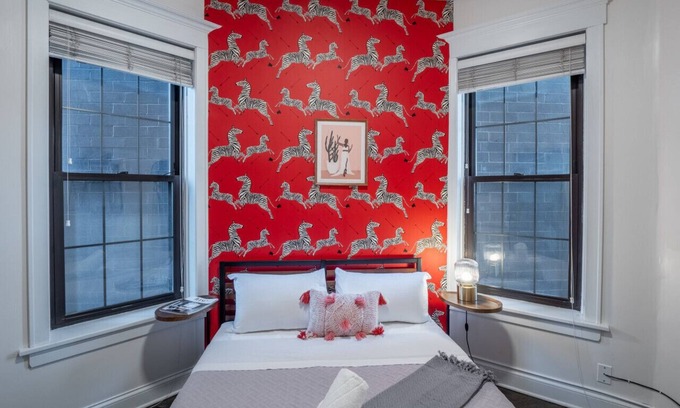 Wrigleyville Bed & Breakfast | Wrigleyville Suites Room 5