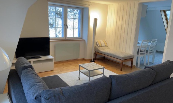 Grisons Apartment | Wunderschöne Ferienwohnung in den Bergen