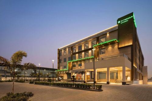 Sonepat Hotel | Wyndham Garden Sonipat Murthal