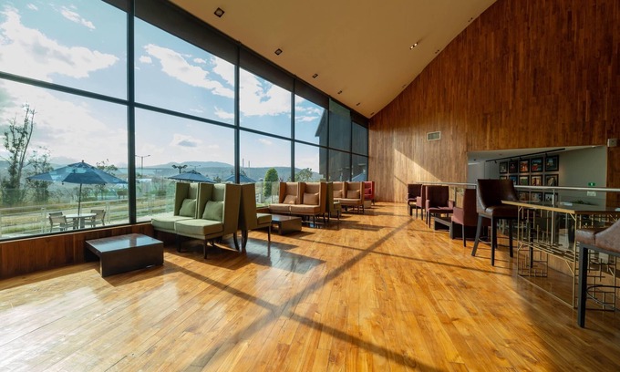 Tababela Hotel | Wyndham Quito Airport