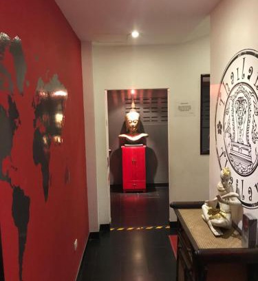 Pratumnak Hill Hotel | XoX