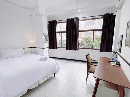 Talat Noi Apartment | XX GO INN MRT Hua Lamphong China Town
