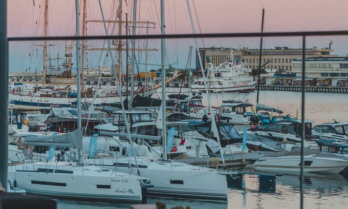 Srodmiescie Condo | Yacht Park Apartment breathtaking panoramic view of the marina in Gdynia Poland