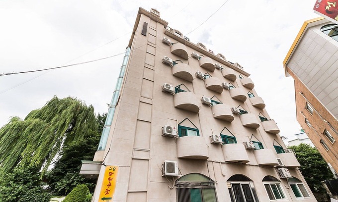 Yongmun Hotel | Yangpyeong Rose Park