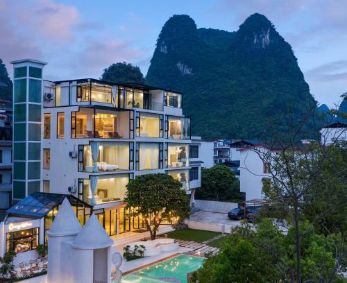 Yangshuo Hotel | Yangshuo OrangeWhite Resort-Close to Yulong River