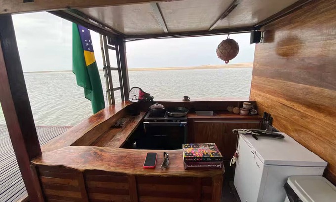 Guriu Village Boat Rental | Yara Floating Villa Floating Inn