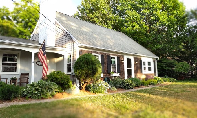 Yarmouth Port House | Yarmouth Port - Classic Cape, Modern Amenities