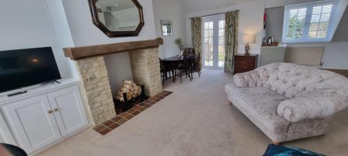 Woodstock Villa | Yew Tree House