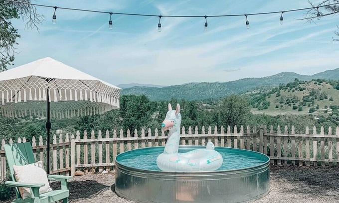 Coarsegold House | Yosemite Rustic Ranch | Pet Friendly + Mtn Views!