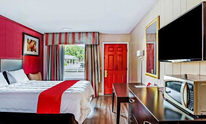 Ridgeland Hotel | Your Home Away From Home! 3 Great Units, Free Parking, Near Old House Plantation