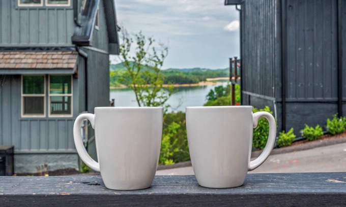 Sevierville Cabin | Your Lake Escape! Pet-Friendly Cabin +Game Loft