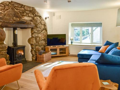 Llanrhychwyn House | Yr Hafod