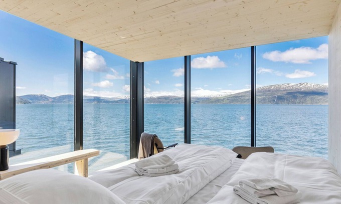 Hemnes Municipality Hotel | Yttervik