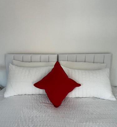 St Albans Apartment | Yugogo One-Bedroom Apartment 37 London Road