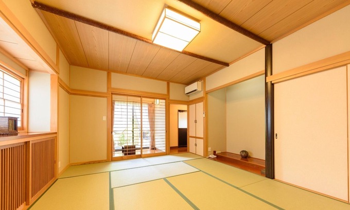 Yufuin Onsen House | Yuji Vacation Onestory Japanesestyle room with / Yufu Ōita