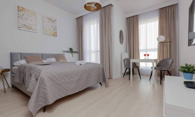 Warsaw Apartment | Złoty Potok 7 | Comfortable Studio | Parking