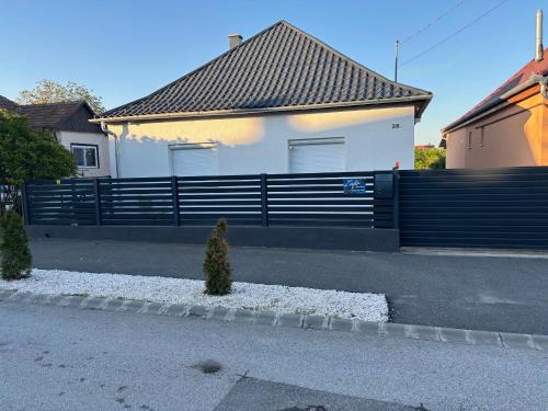 Sarospatak Apartment | Zafír Apartman