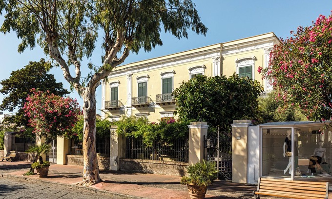 Ischia Porto Apartment | Zagara 139 few steps away from the sea