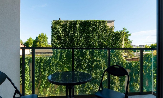 Srodmiescie Apartment | Zajezdnia 2-Bedroom Apartment