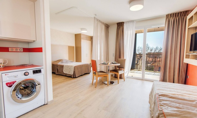 Frejus City Centre Apartment | Zenao Appart Hôtel Fréjus