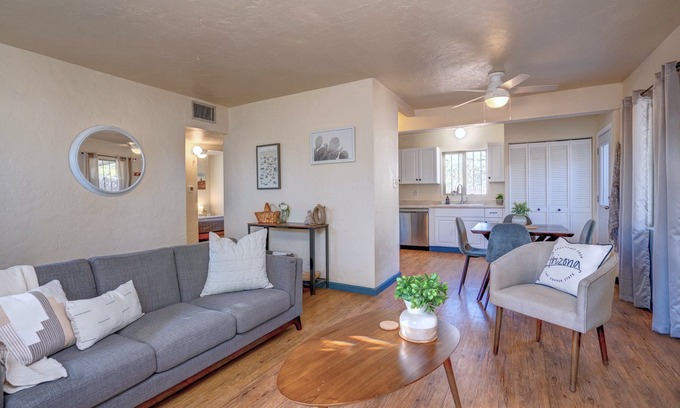 El Cortez House | Zenika Bungalow⁜King ⁜Backyard⁜ FirePit⁜ Dog Friendly⁜ Near UofA & Downtown