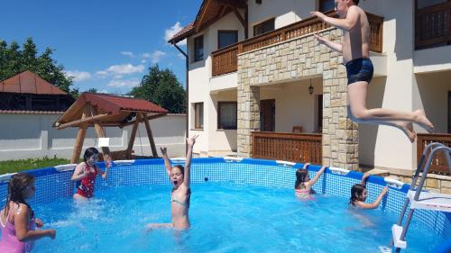 Bodesti House | Zestrea Bunicilor