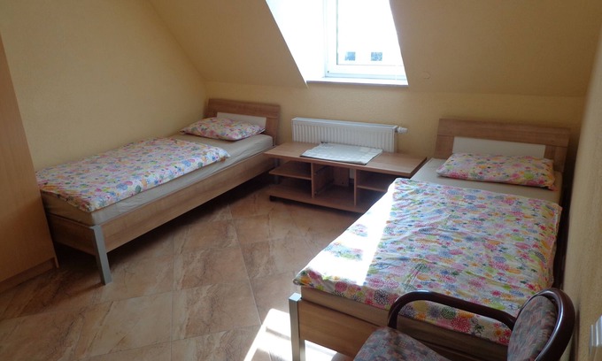 Dohren-Wulfel Apartment | Zweizimmer-wohnung mit Bad und Küche für 5 Personen Nähe Messe