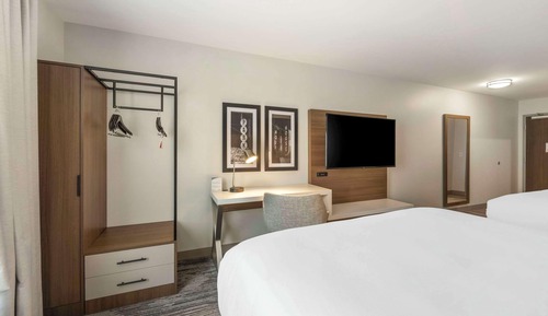 Standard Room, 2 Queen Beds, Non Smoking