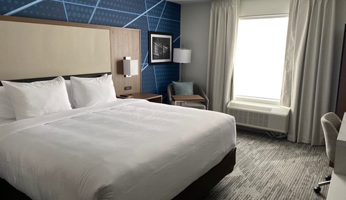 Suite, 1 King Bed, Non Smoking