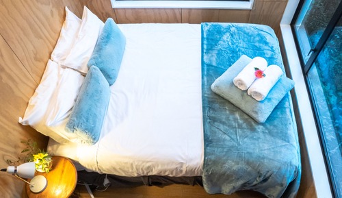 Romantic Cabin, 1 Queen Bed, Garden View