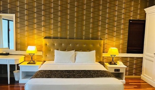 Royal Suite
