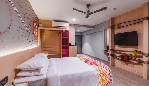 Luxe King Room