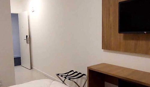 Standard Room, 1 Queen Bed