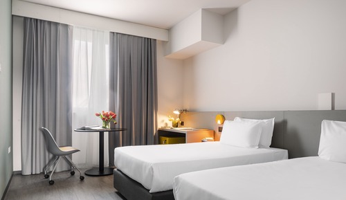 Standard Twin Room
