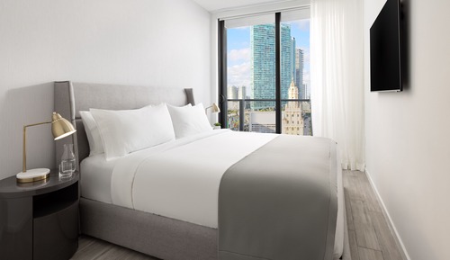 City View Three Bedroom Suite with King/Queen/Two Twins