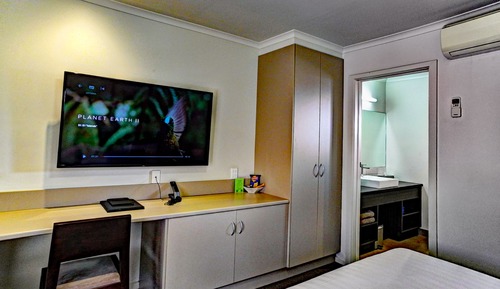 Executive Room, 1 King Bed, Ensuite