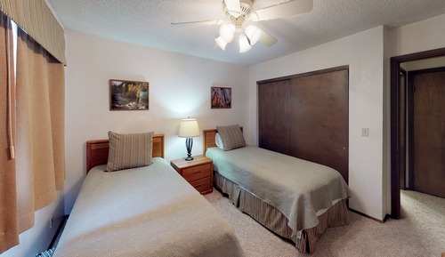 2 Bedroom / 2 Bathroom Condominium