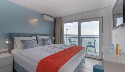 Panoramic Apartment, 1 King Bed with Sofa bed, 2 Bathrooms, Sea View