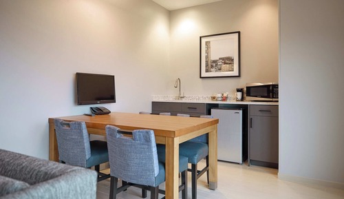Suite, 1 King Bed with Sofa bed, Bay View