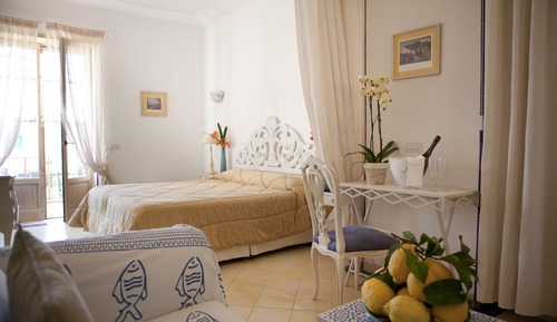 Junior Suite, Balcony, Garden View