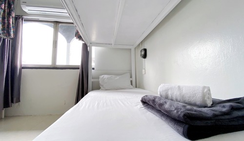 Shared Dormitory, Mixed Dorm