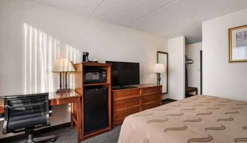 Standard Room, 1 King Bed, Non Smoking