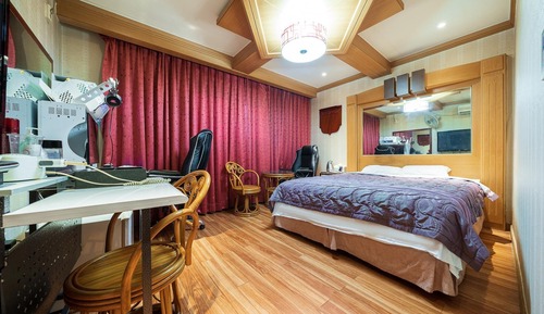 Room (Game-only room B-1PC (32"240Hz gaming)