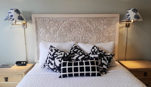 1950s Themed Studio-Full Kitchen, Non-Smoking