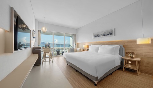 Superior King Sea-View Room