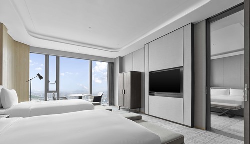 TWIN DELUXE ROOM