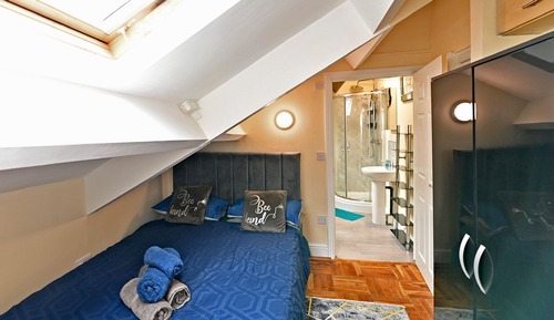 Apartment, Ensuite (Apartment 9)